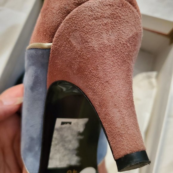 Andre Suede Heels - Picture 6 of 9